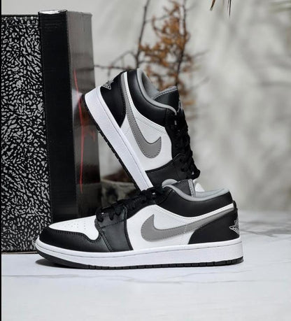NIK.E AIR JORDAN 1 LOW PARTICLE GREY
