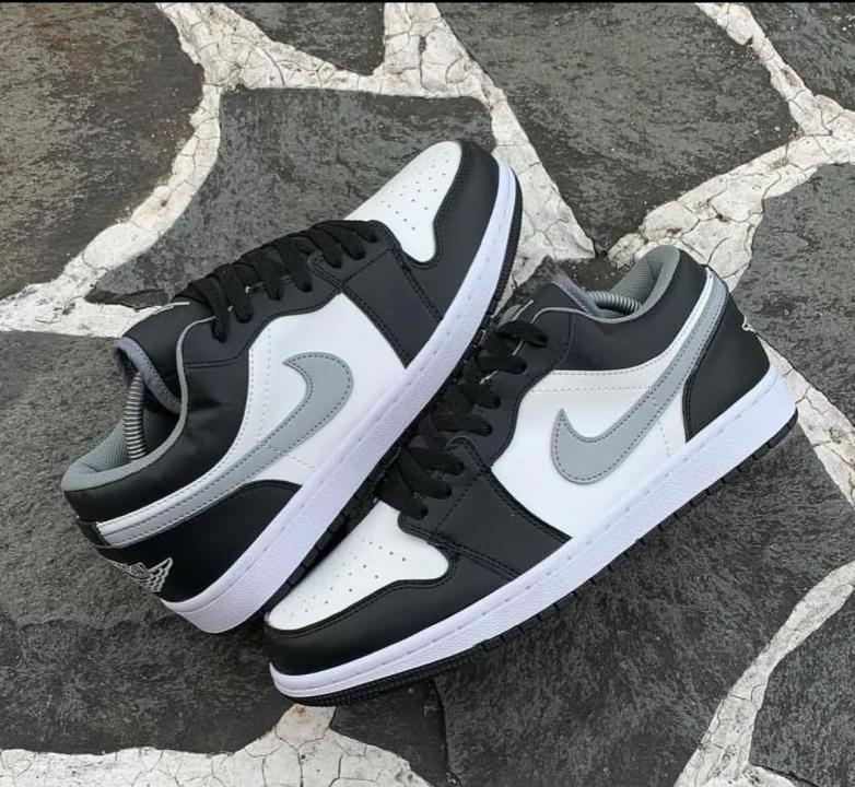 NIK.E AIR JORDAN 1 LOW PARTICLE GREY