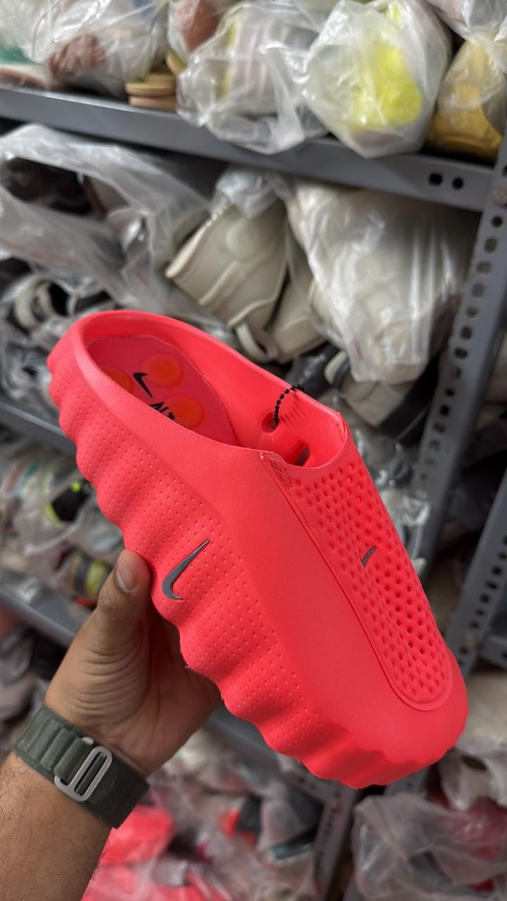 NIK_E MIND 001 SOLAR RED FIX