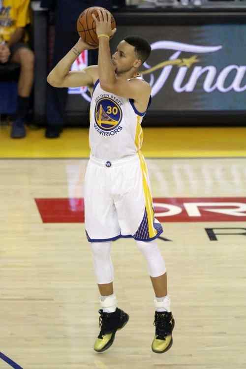 Underr Armour Curry 2 Back To Back MVP