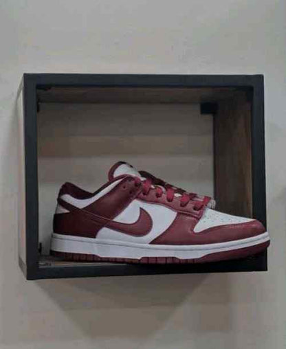Nikee Sb Dunk Low Team Red