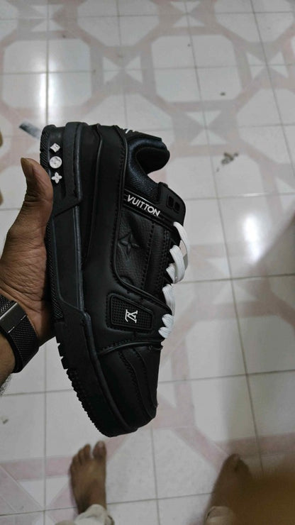 Louiss Vuitttonn Trainer Black