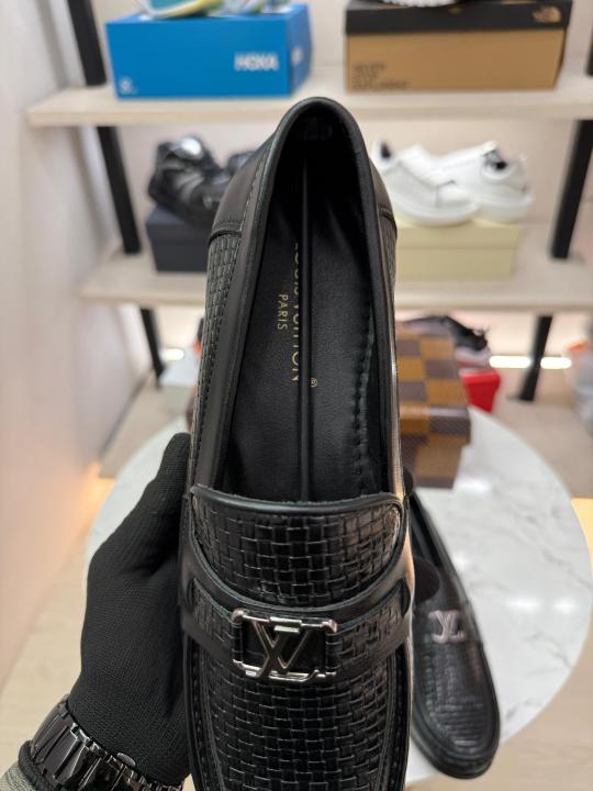 Loui s Vuttion premium quality Loafers full black