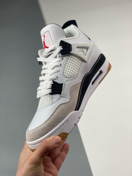 Nik.e Air Jordan 4 SB White Black Semi UA