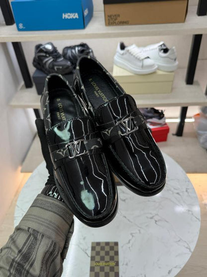 Loui s Vuttion premium quality Loafers