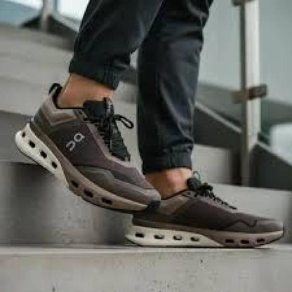 On Running Cloudnova X Pebble Black Brown