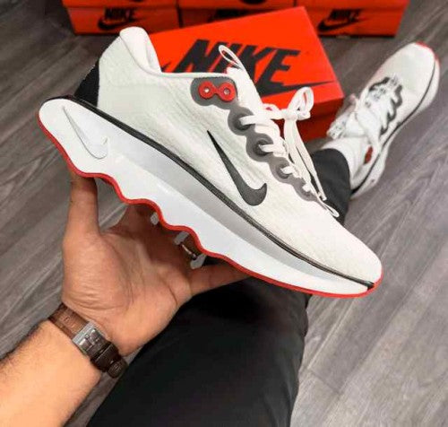 Nikee Zoom Motiva Training White