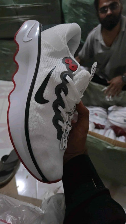 Nikee Zoom Motiva Training White