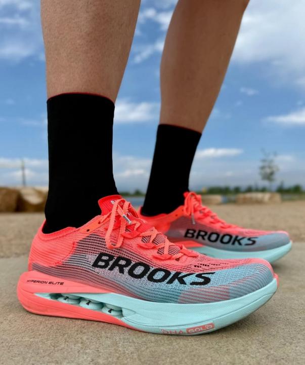 Brooks Hyperion Elite 5 Running blue orange