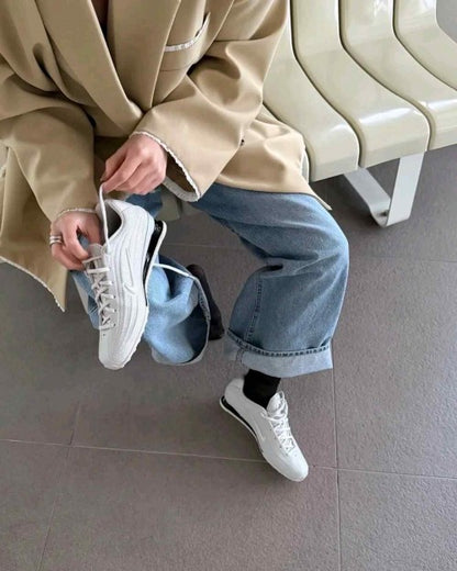 NIKKE shox z light bone