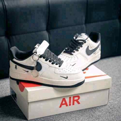 Nikee Airforce 1 07 Low Violent Bear Joint Linen Beige Black Sneaker