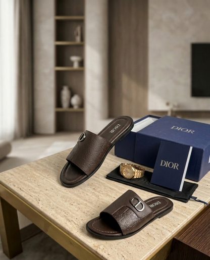 DIO.R MONOGRAM PREMIUM BROWN CHAPPAL 051