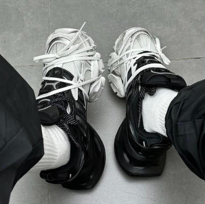 XLG Runner Deluxe White Black