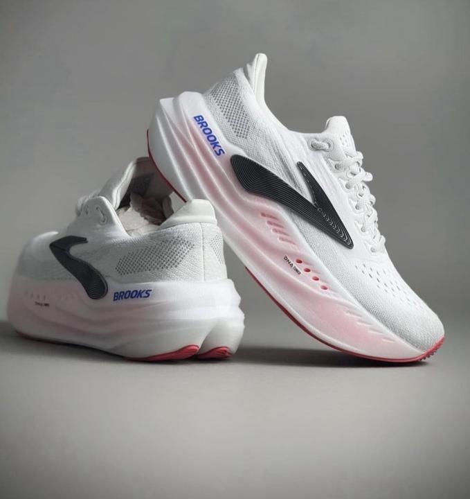 Brooks Glceerin Max Running Red Sole