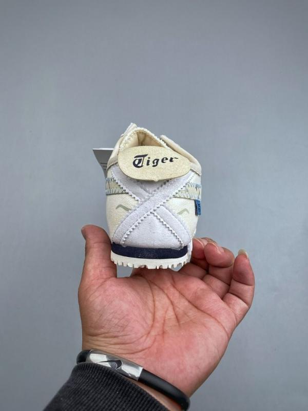 Panda Prank x Onitsuk.a Tiger Mexico 66 Slip On