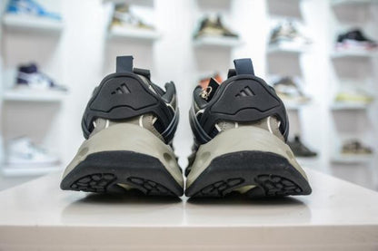 ADIDDAS XLG RUNNER DELUXE GREY