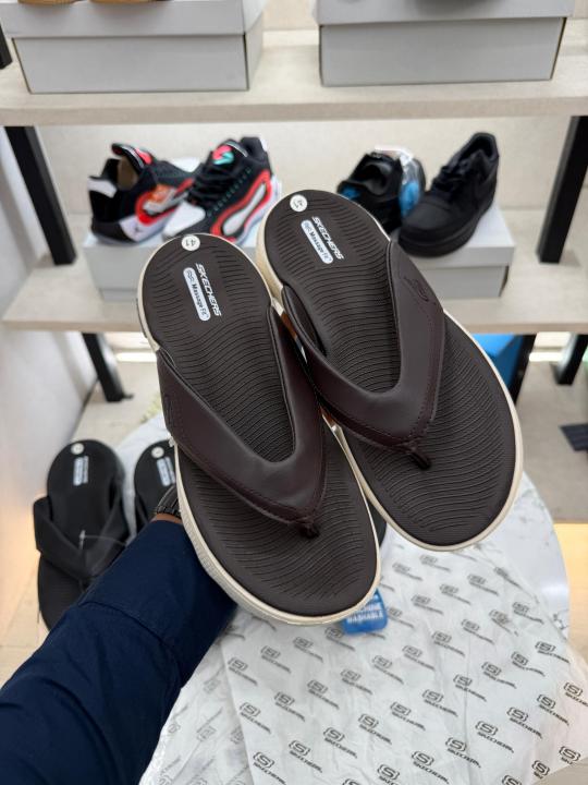 Skecher.s premium flip flop