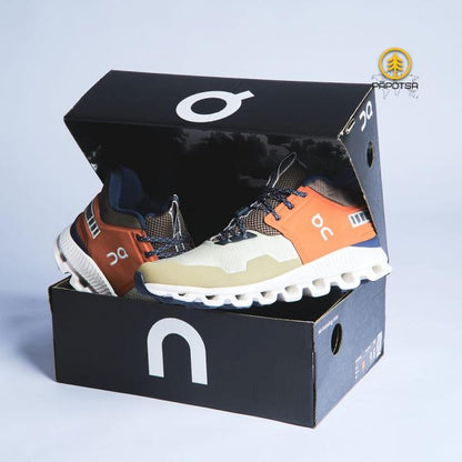 On Cloud Hi Edge Brown