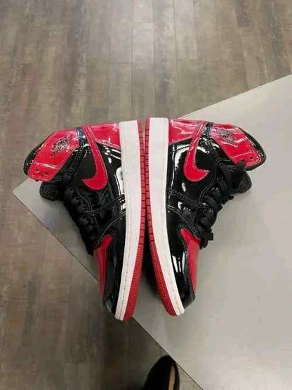 Jordan 1 Retro High OG Patent Bred semi ua