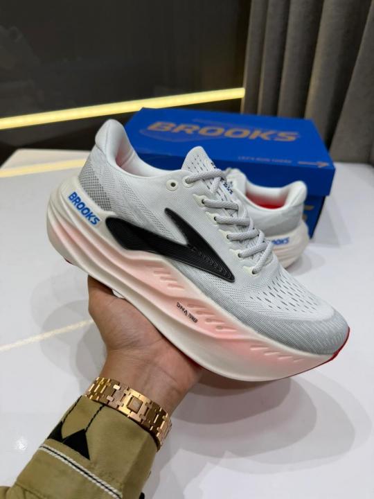 BROOKS GLYCERIN MAX WHITE BLACK WITH OG BOX FIX
