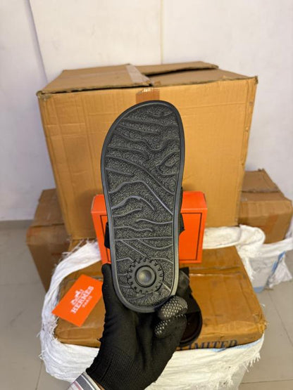 HERME_S premium flip flop black