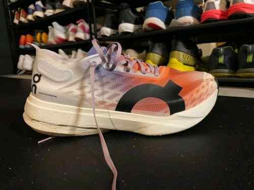 On Cloudboom Strike White Flame with cloud extra insole