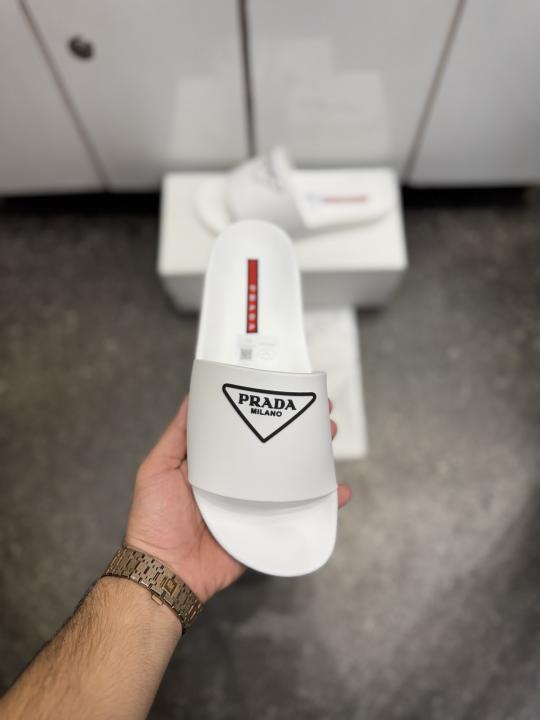 PRAD.A MILANO PREMIUM WHITE SLIDE 028