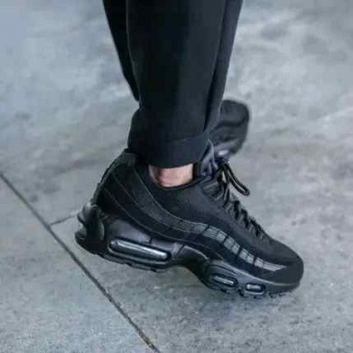 NIK.E AIRMAX 95 ESSENTIAL BLACK