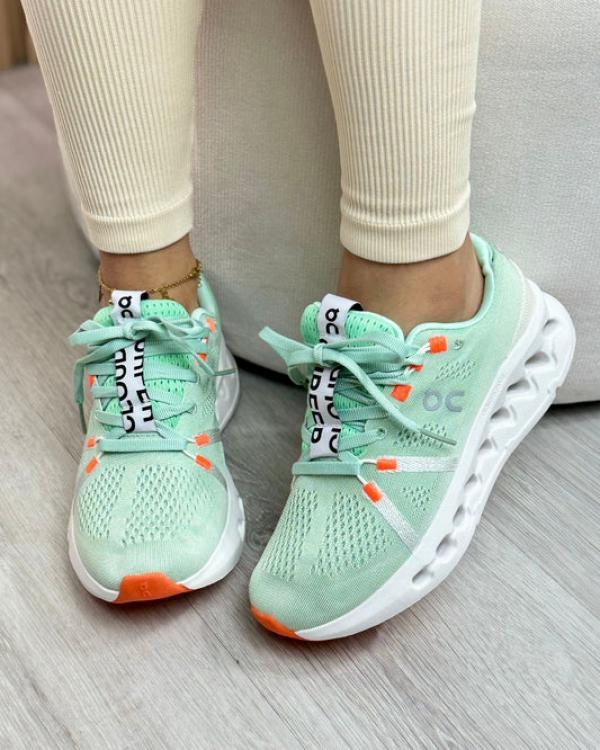 On running Cloudsurfer GREEN SALE
