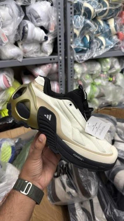 ADIDA_SS WONDER RUNNER BEIGE BLACK FIX