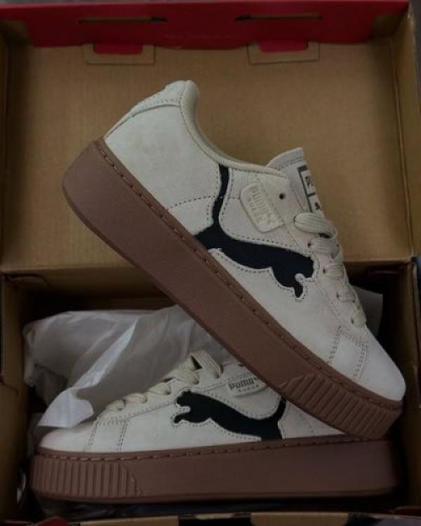 Pum_a suede platform beige