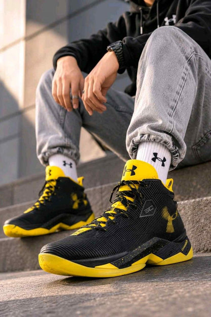 Underr Armour Curry 2.5 Taxi