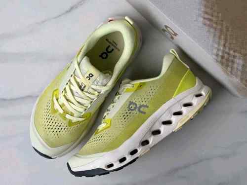 On Cloud Running Cloudsurfer Trail 2 Ivory Lime