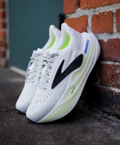 Brooks Glceerin Max Running Green sole