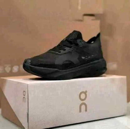 ON CLOUD BOOM STRIKE SNEAKERS BLACK