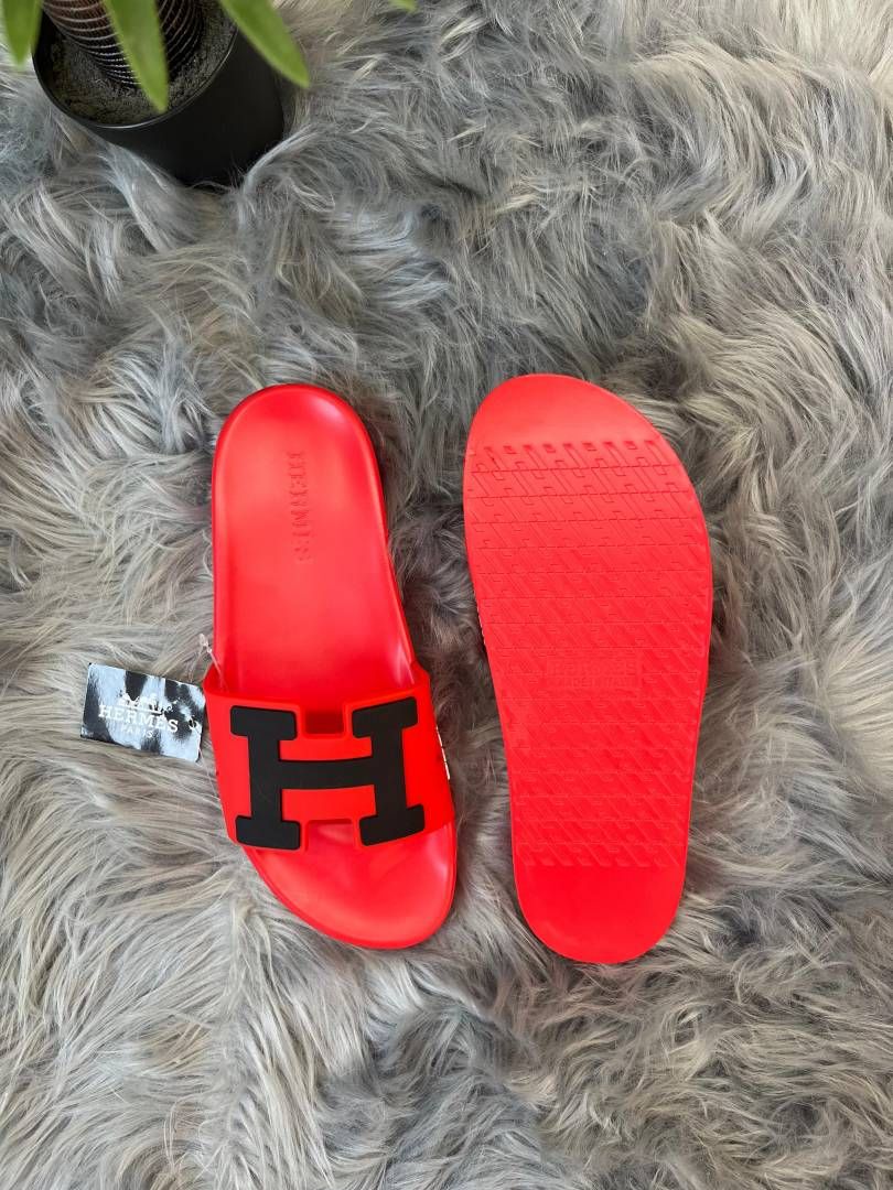 HERMEES fPARIS LOGO SLIDE