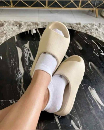 Adidaas yeezy slide bone ua quality with original box n og slide sticker