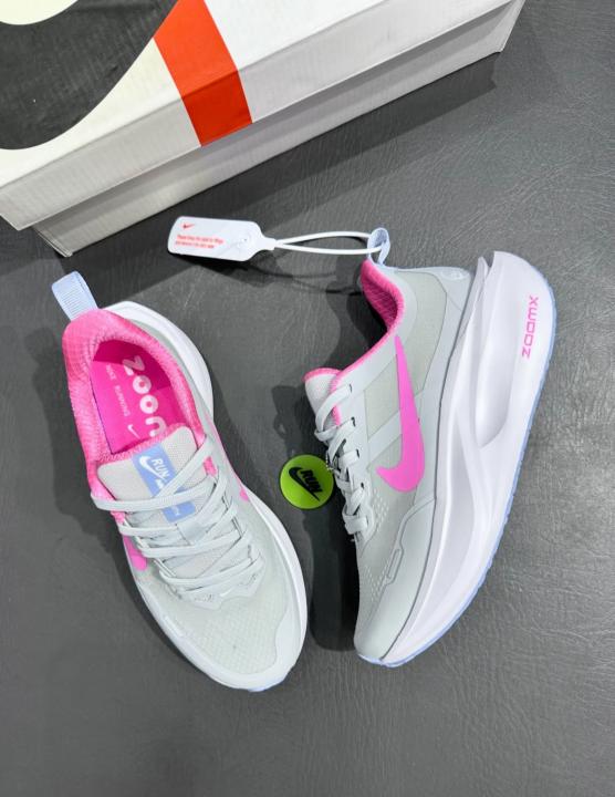 Nik.e Zoom X Running Grey Pink smiley
