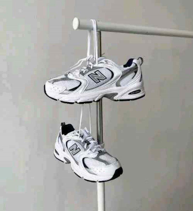 Neww Balance 530 WHITE NAVY
