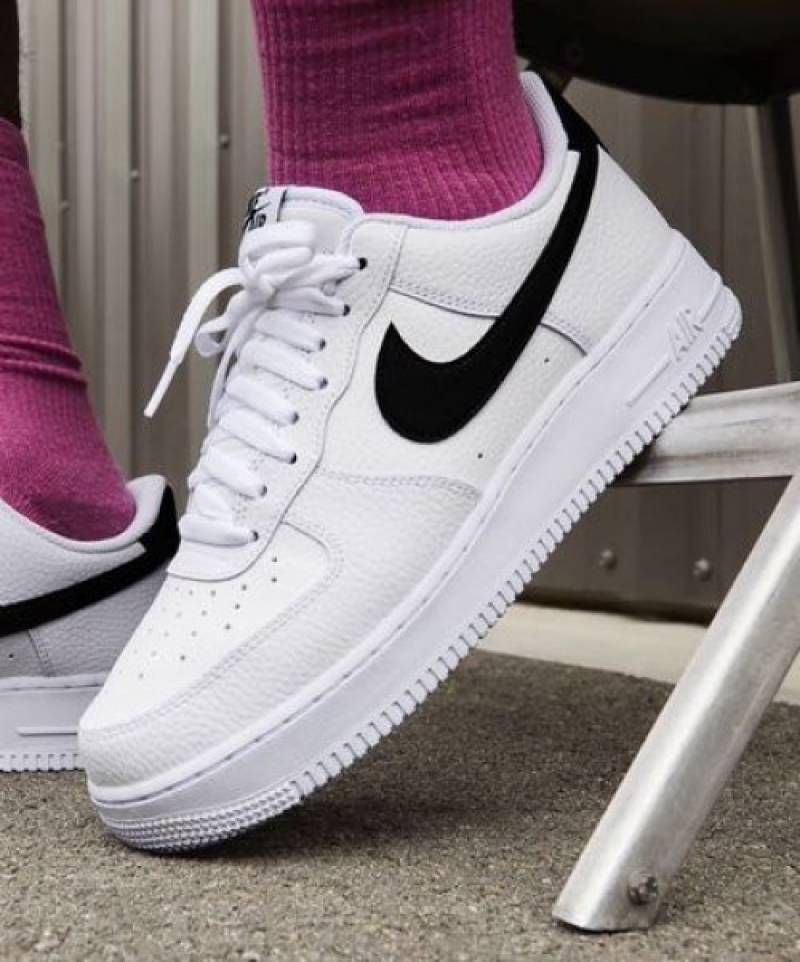 Nik  Airforce 1 Low Black Swoosh