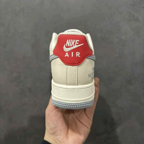 NIKEE AIR FORCE 107 LOW NORTTH FACE