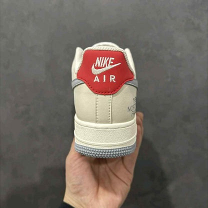 NIKEE AIR FORCE 107 LOW NORTTH FACE
