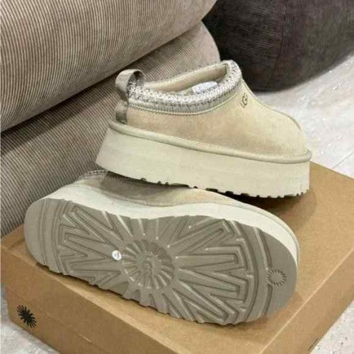 UGG TAZZ COZY PLUSH BOOTS