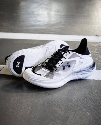 Underr Armour UA Echo SlipSpeed  White BLACK