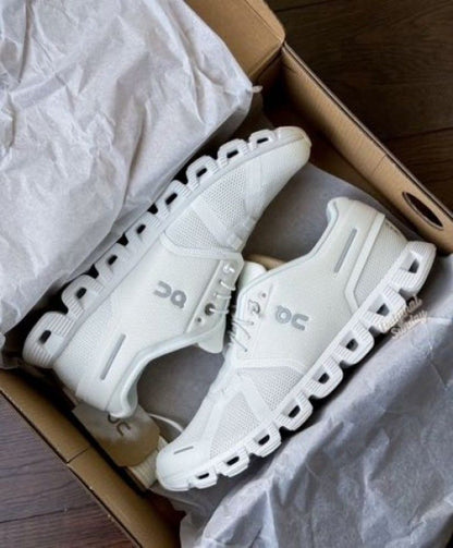 On Running Cloud 6 White waterproof