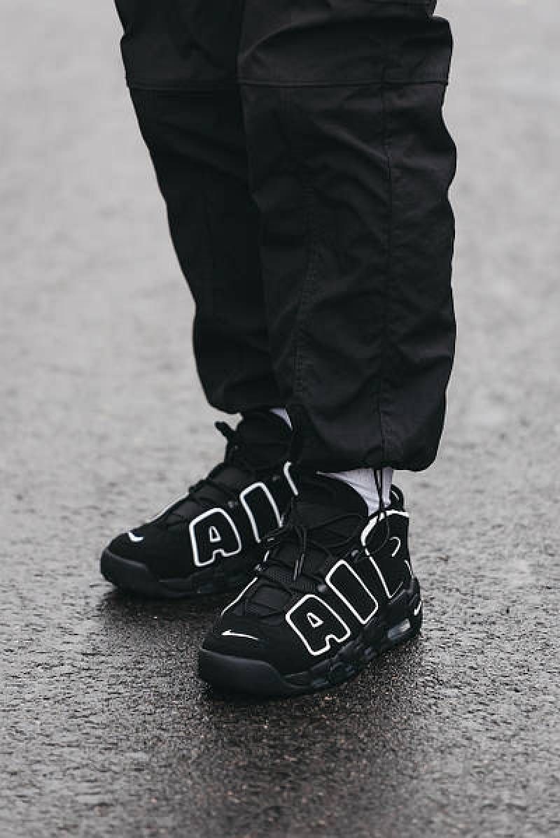 NIK AIR MORE UPTEMPO BLACK