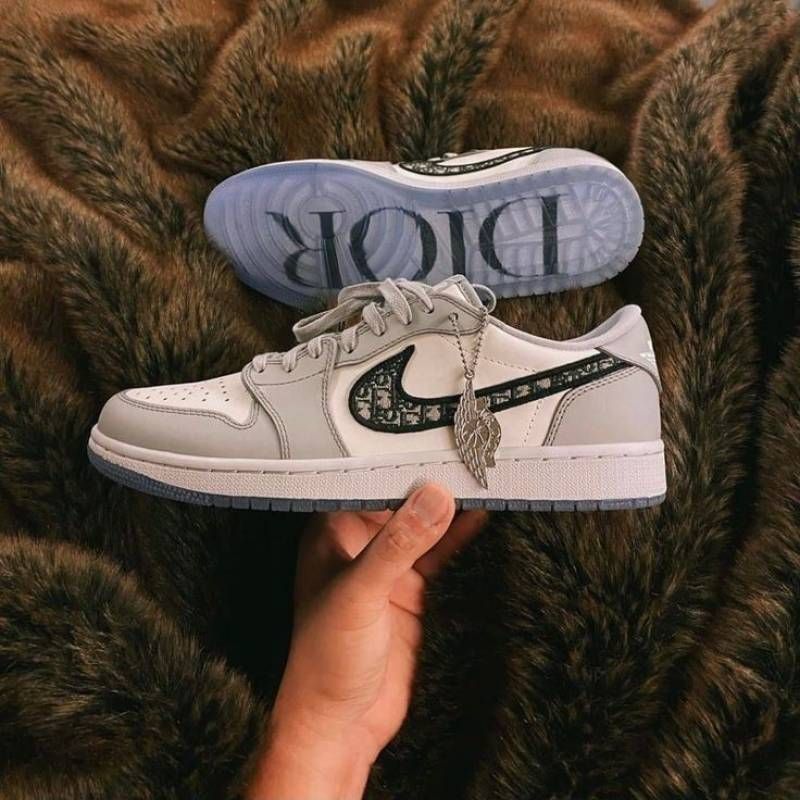 Nik air jordan retro 1 low diyor grey semi ua