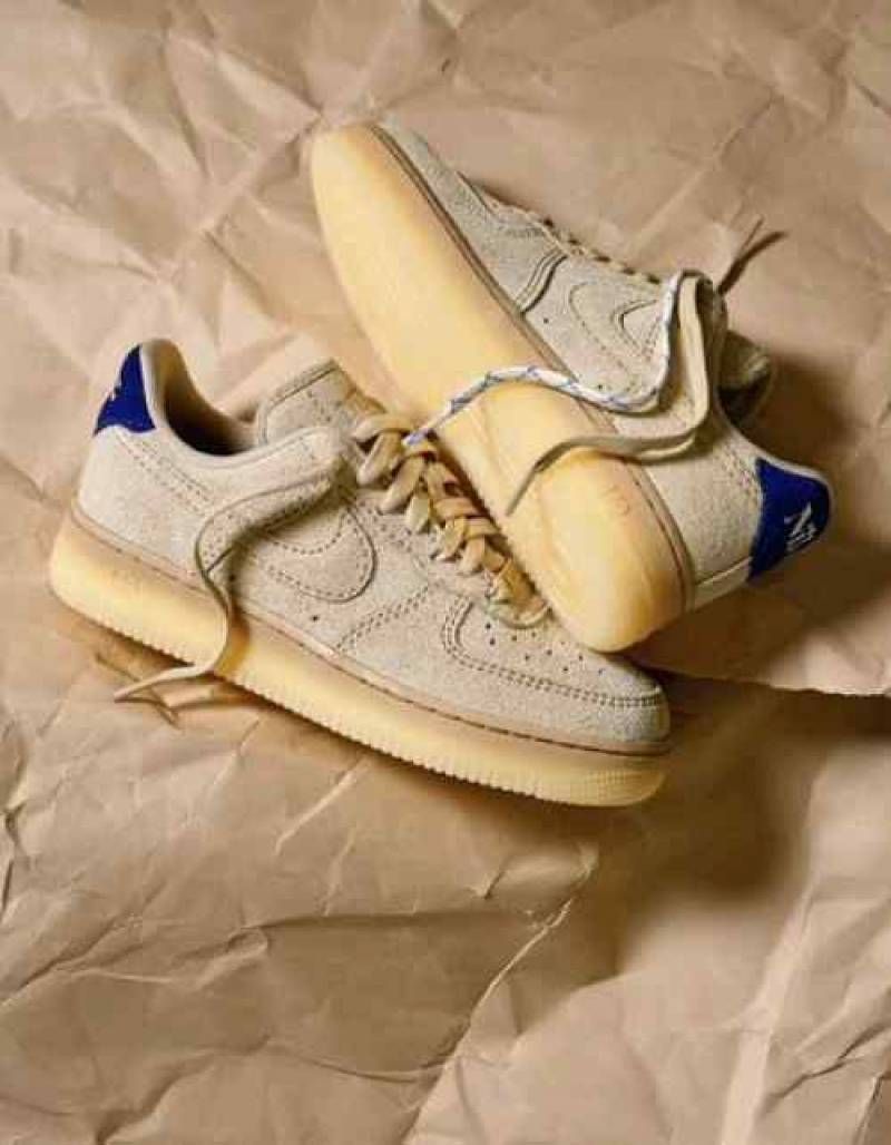 Nikke Air Force 1 Low 07 LX Grain Deep Royal Blue
