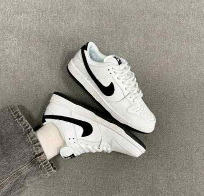 nikk e dunk low white black