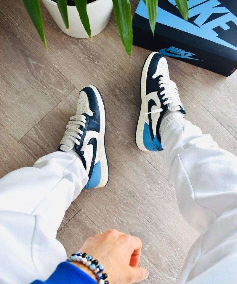 nik air jordan 1 low og obsidian blue